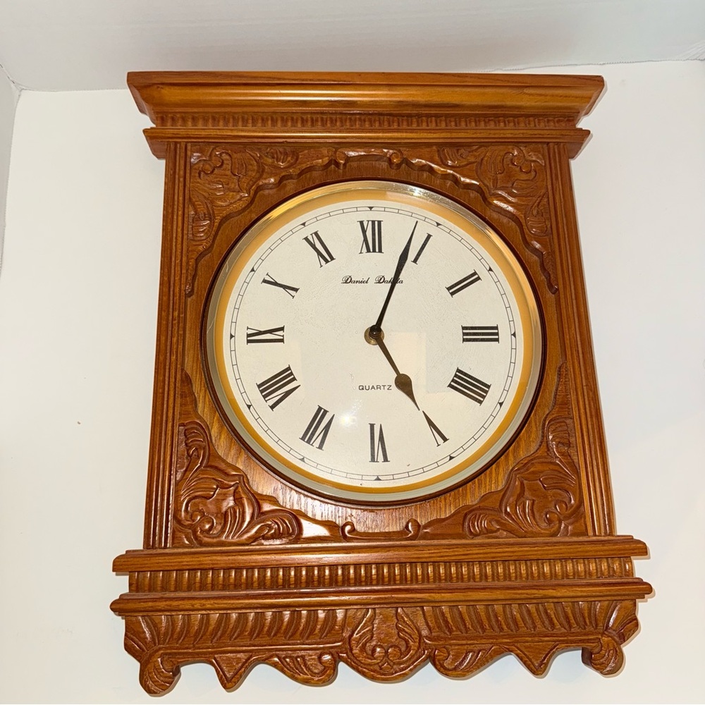 Brown Traditional Wall Clock with Ornate Design Quartz